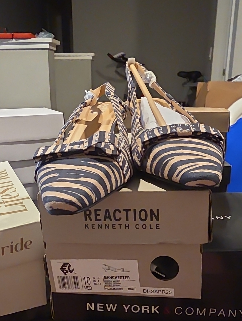 Kenneth Cole Reaction Zebra-Print Pointed Slingback Flats - Black & Cream